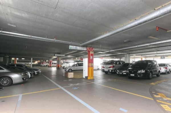 Исключение сооружения парковки из перечня объектов, облагаемых налогом по кадастровой стоимости 